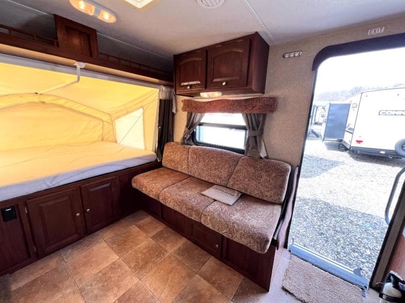 2011 Forest River 2011 Forest River ROCKWOOD ROO - thumbnail 16