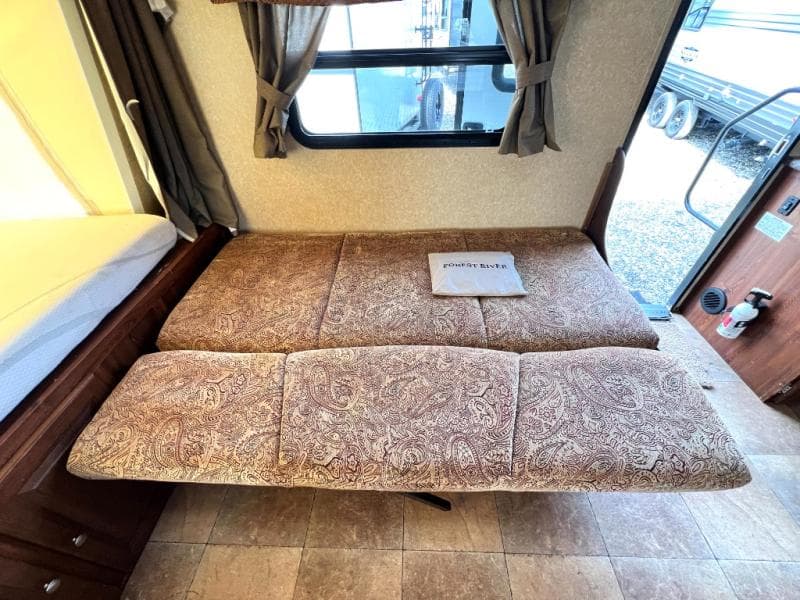 2011 Forest River 2011 Forest River ROCKWOOD ROO - thumbnail 18