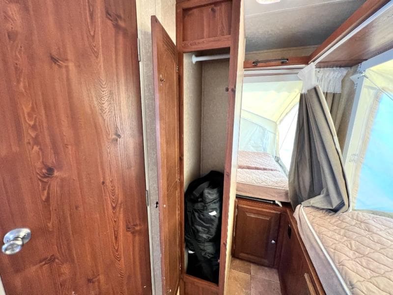 2011 Forest River 2011 Forest River ROCKWOOD ROO - thumbnail 31