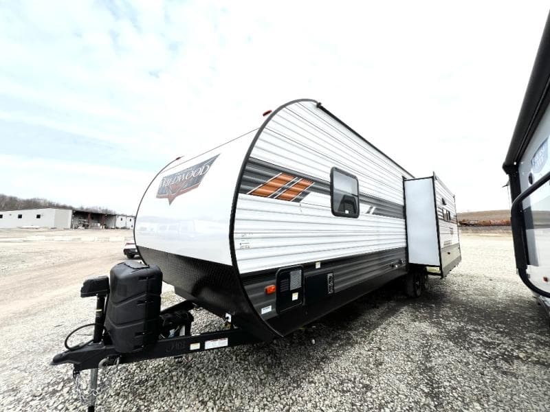 2022 Forest River 2022 Forest River Wildwood - thumbnail 5