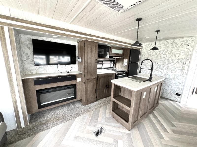 2022 Forest River 2022 Forest River Wildwood - thumbnail 13