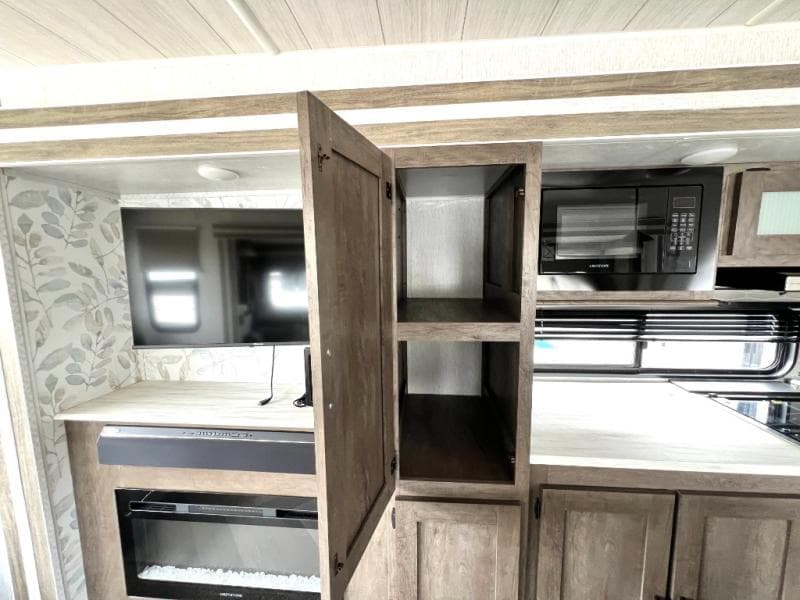 2022 Forest River 2022 Forest River Wildwood - thumbnail 18