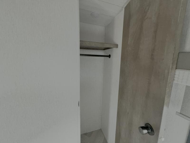 2022 Forest River 2022 Forest River Wildwood - thumbnail 41