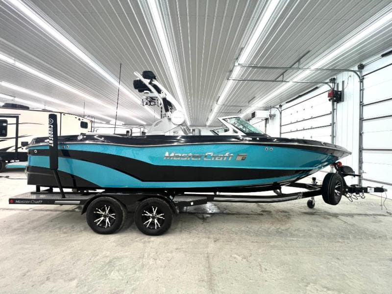 2017 MasterCraft 2017 MasterCraft X23 - thumbnail 3