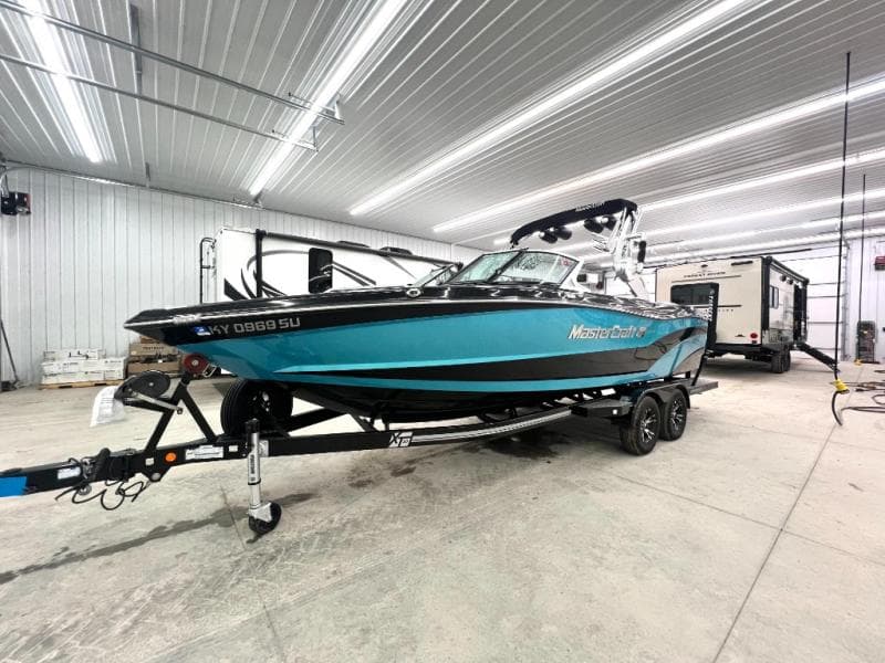 2017 MasterCraft 2017 MasterCraft X23 - thumbnail 4