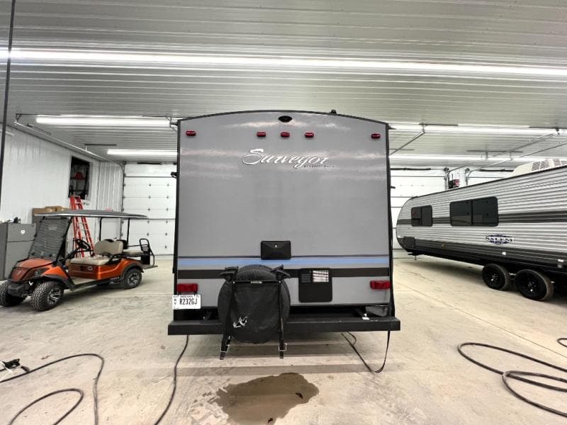 2018 Forest River 2018 Forest River Surveyor - thumbnail 5