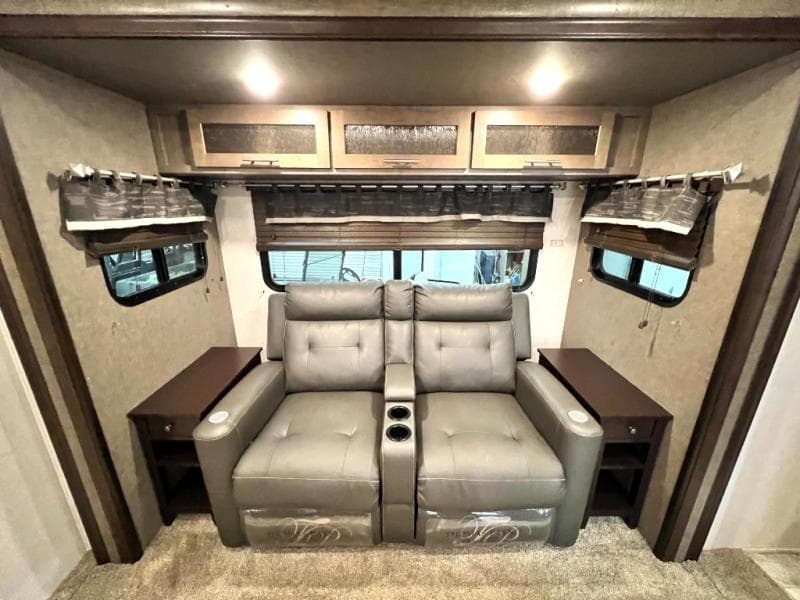 2018 Forest River 2018 Forest River Surveyor - thumbnail 11