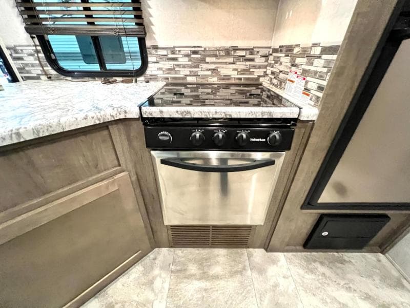 2018 Forest River 2018 Forest River Surveyor - thumbnail 15