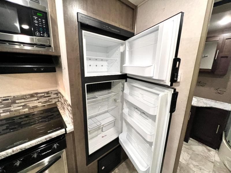 2018 Forest River 2018 Forest River Surveyor - thumbnail 18