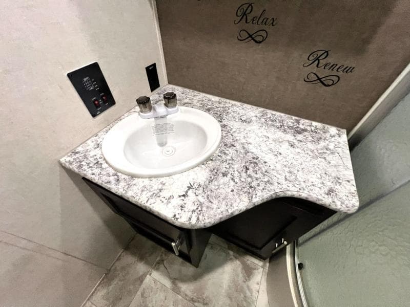 2018 Forest River 2018 Forest River Surveyor - thumbnail 23