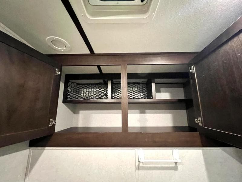 2018 Forest River 2018 Forest River Surveyor - thumbnail 24