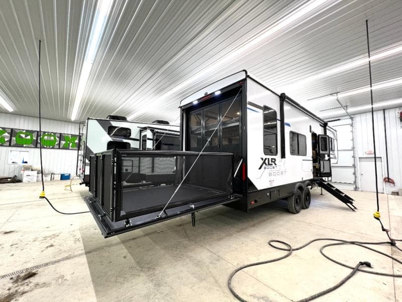 2026 Forest River 2026 Forest River Xlr Boost Toy Hauler - thumbnail 7