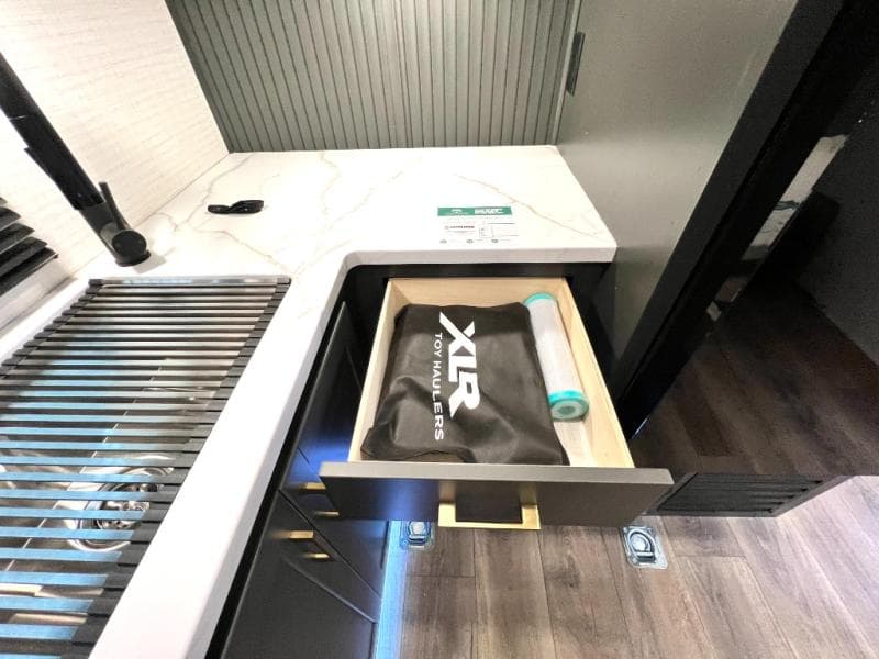 2026 Forest River 2026 Forest River Xlr Boost Toy Hauler - thumbnail 19