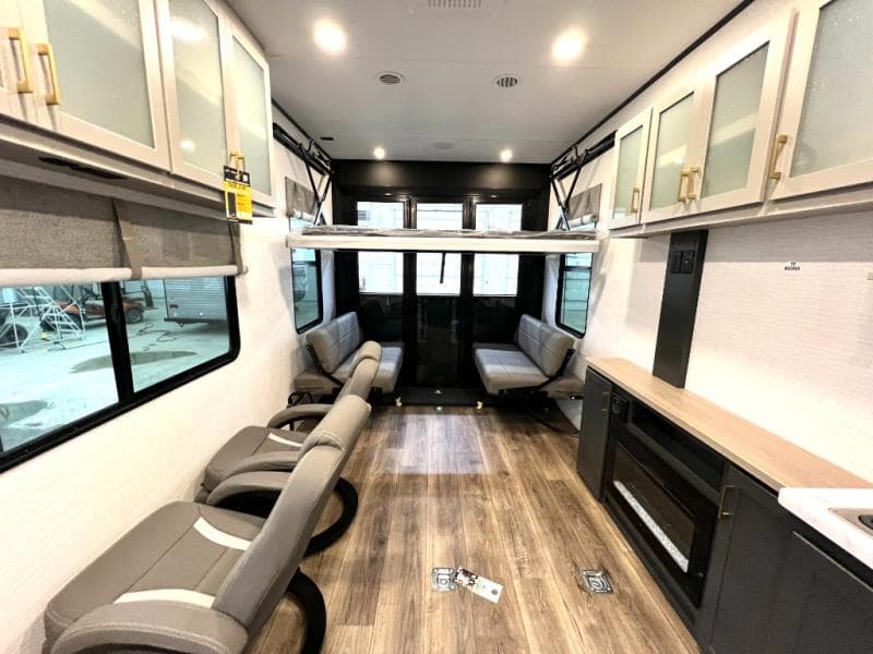 2026 Forest River 2026 Forest River Xlr Boost Toy Hauler - thumbnail 21