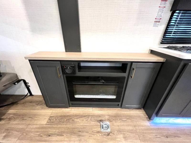 2026 Forest River 2026 Forest River Xlr Boost Toy Hauler - thumbnail 23