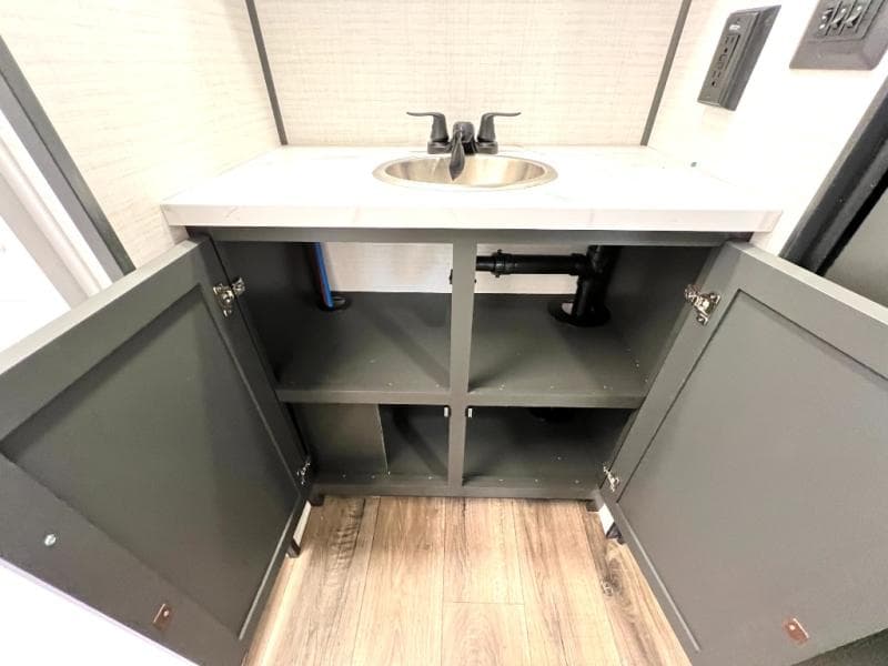 2026 Forest River 2026 Forest River Xlr Boost Toy Hauler - thumbnail 31