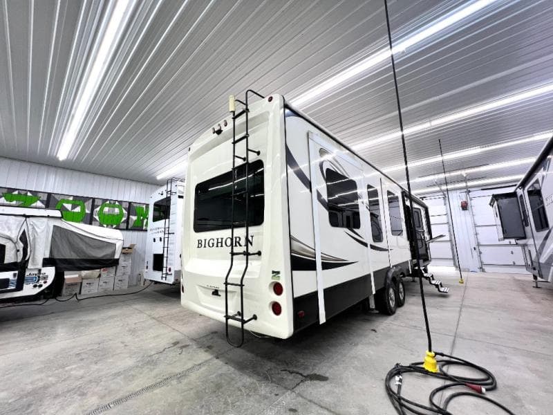 2018 Heartland 2018 Heartland Bighorn - thumbnail 7