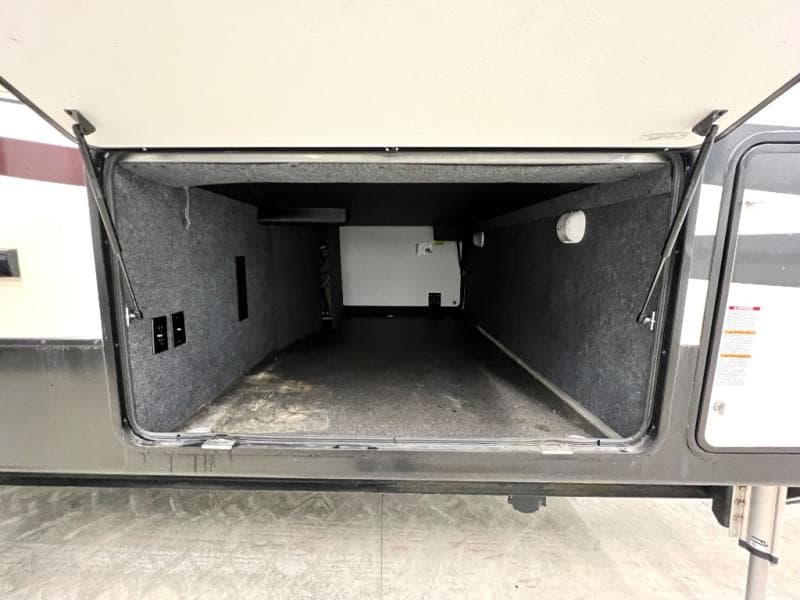 2018 Heartland 2018 Heartland Bighorn - thumbnail 10