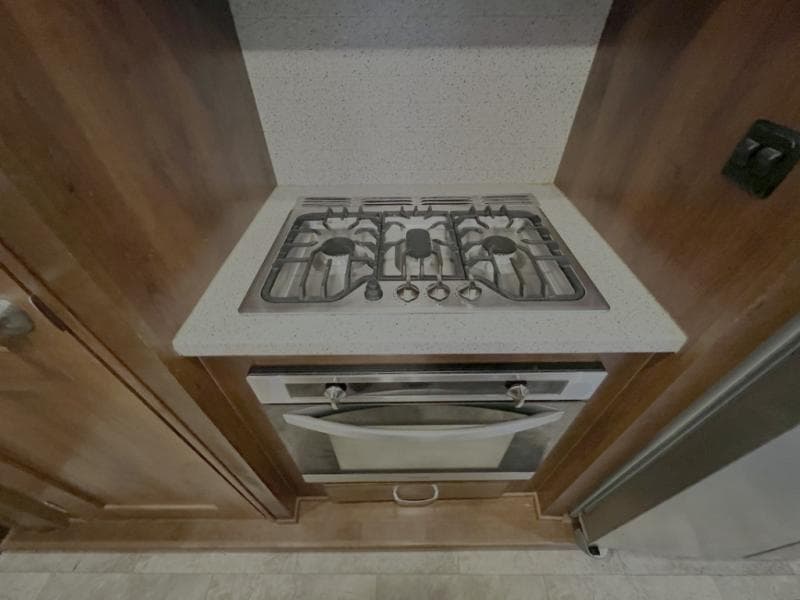 2018 Heartland 2018 Heartland Bighorn - thumbnail 21