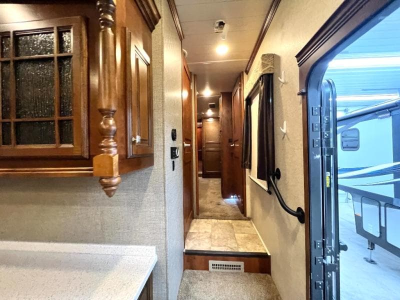 2018 Heartland 2018 Heartland Bighorn - thumbnail 29