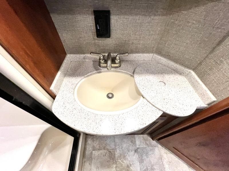 2018 Heartland 2018 Heartland Bighorn - thumbnail 34