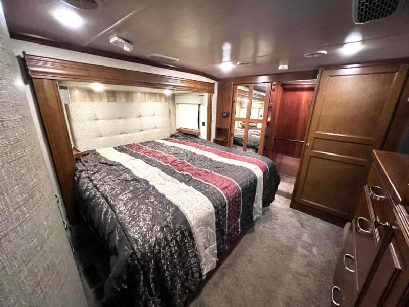 2018 Heartland 2018 Heartland Bighorn - thumbnail 37