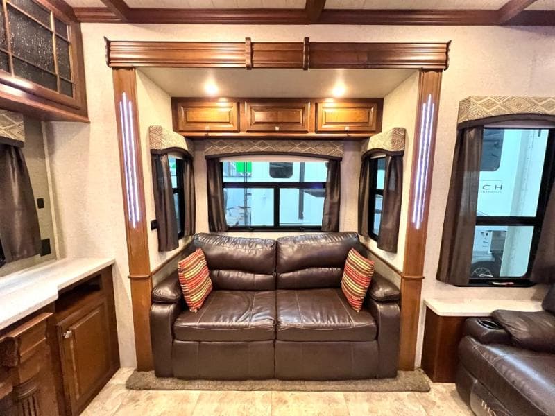 2018 Heartland 2018 Heartland Bighorn - thumbnail 45