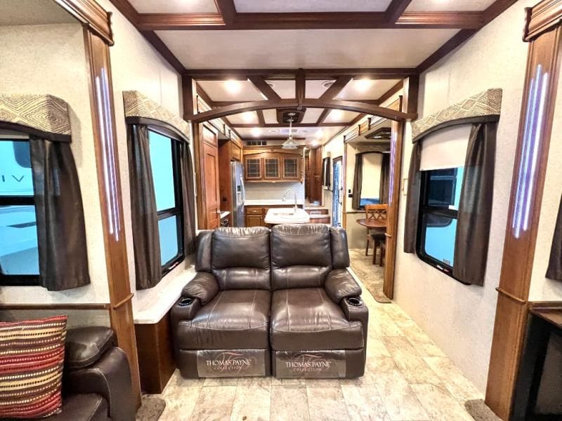 2018 Heartland 2018 Heartland Bighorn - thumbnail 46