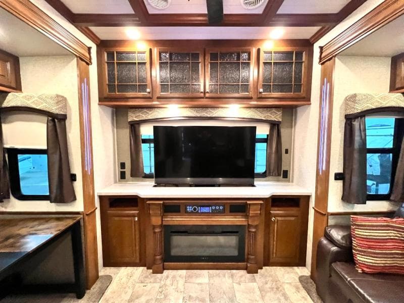 2018 Heartland 2018 Heartland Bighorn - thumbnail 49