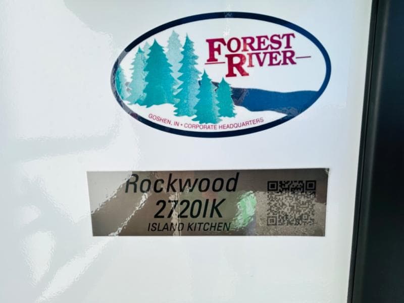 2024 Forest River 2024 Forest River Rockwood Ultra Lite - thumbnail 8