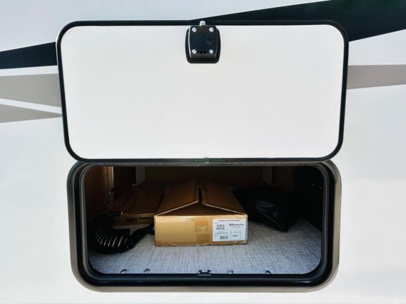 2024 Forest River 2024 Forest River Rockwood Ultra Lite - thumbnail 16