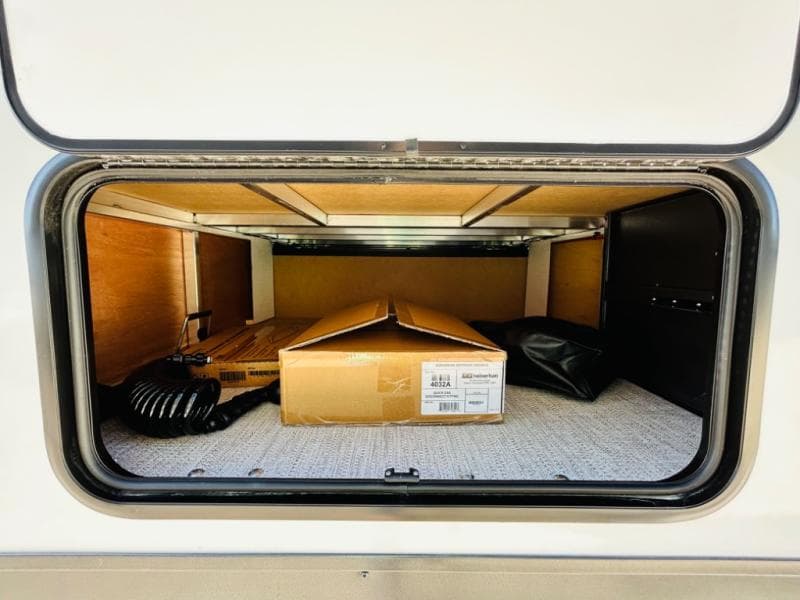 2024 Forest River 2024 Forest River Rockwood Ultra Lite - thumbnail 17