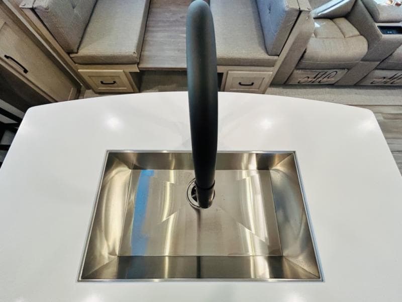 2024 Forest River 2024 Forest River Rockwood Ultra Lite - thumbnail 27