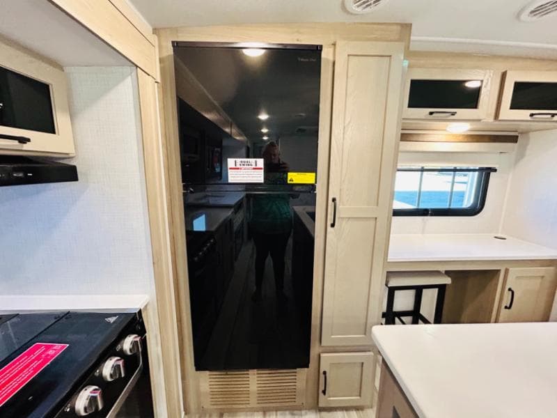 2024 Forest River 2024 Forest River Rockwood Ultra Lite - thumbnail 30