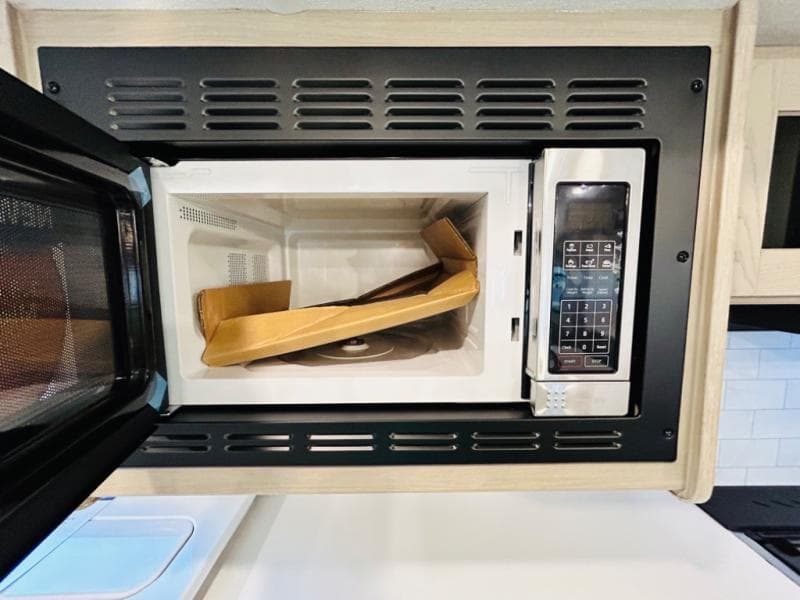 2024 Forest River 2024 Forest River Rockwood Ultra Lite - thumbnail 37