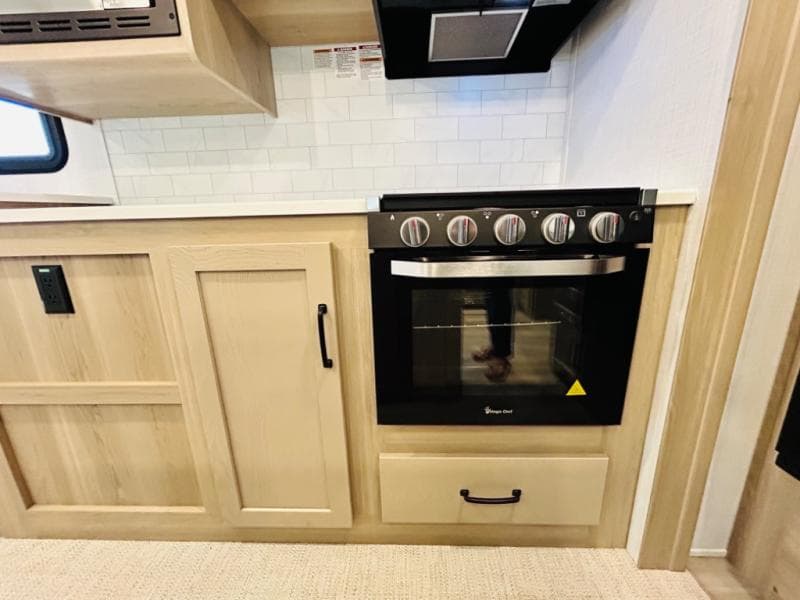 2024 Forest River 2024 Forest River Rockwood Ultra Lite - thumbnail 39