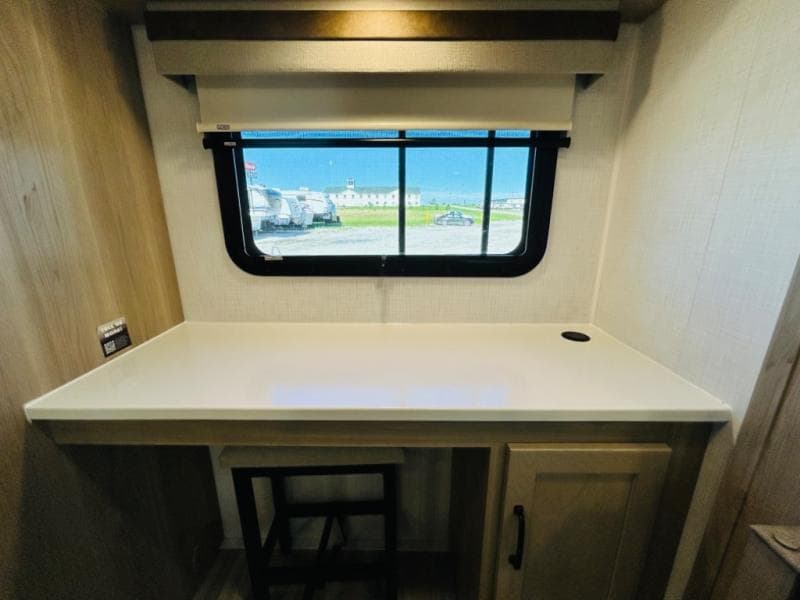 2024 Forest River 2024 Forest River Rockwood Ultra Lite - thumbnail 58