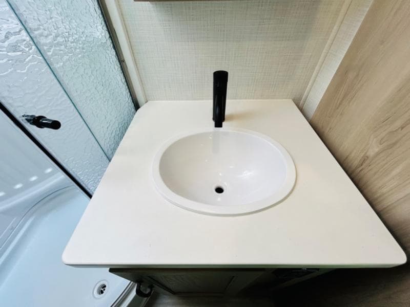 2024 Forest River 2024 Forest River Rockwood Ultra Lite - thumbnail 65