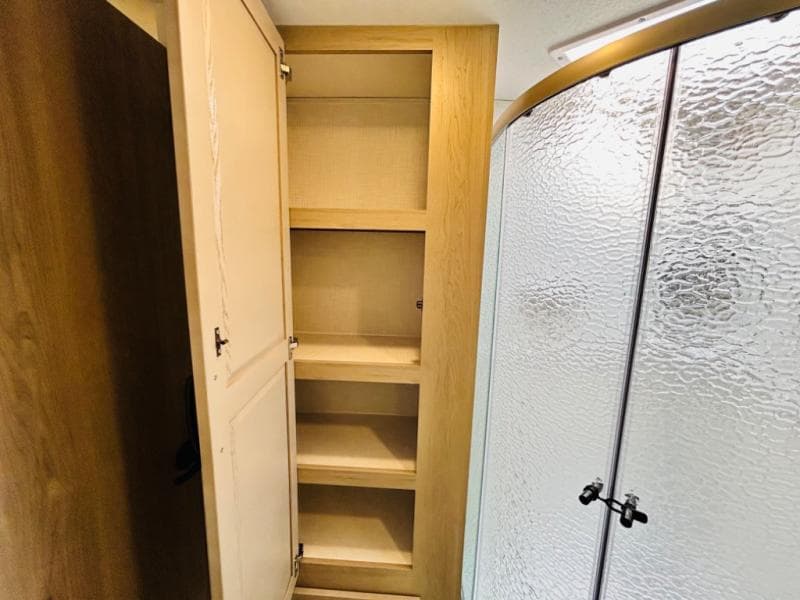 2024 Forest River 2024 Forest River Rockwood Ultra Lite - thumbnail 72