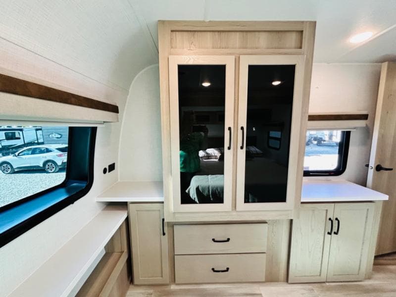 2024 Forest River 2024 Forest River Rockwood Ultra Lite - thumbnail 79