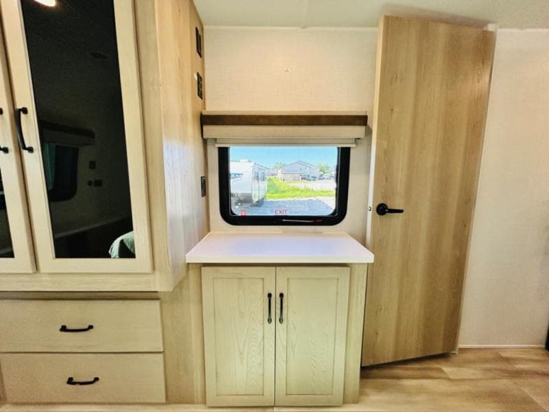 2024 Forest River 2024 Forest River Rockwood Ultra Lite - thumbnail 80