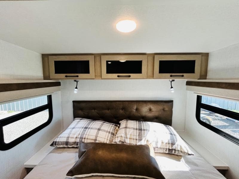 2024 Forest River 2024 Forest River Rockwood Ultra Lite - thumbnail 90