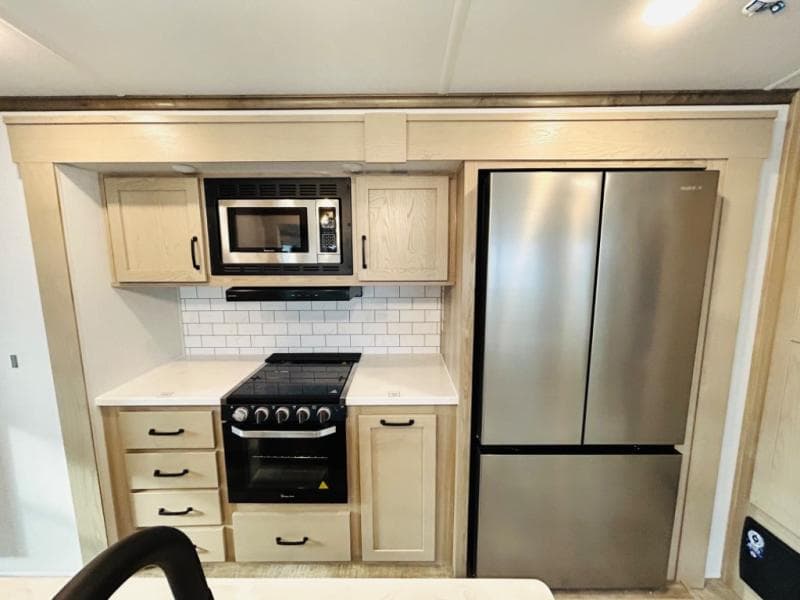 2024 Forest River 2024 Forest River Rockwood Signature - thumbnail 35