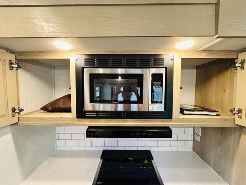 2024 Forest River 2024 Forest River Rockwood Signature - thumbnail 40