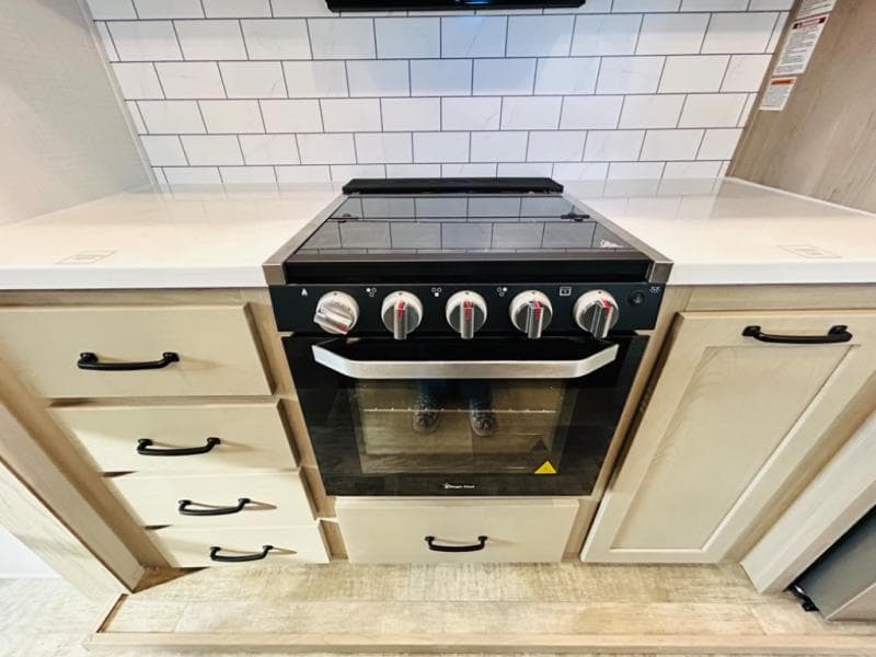 2024 Forest River 2024 Forest River Rockwood Signature - thumbnail 44