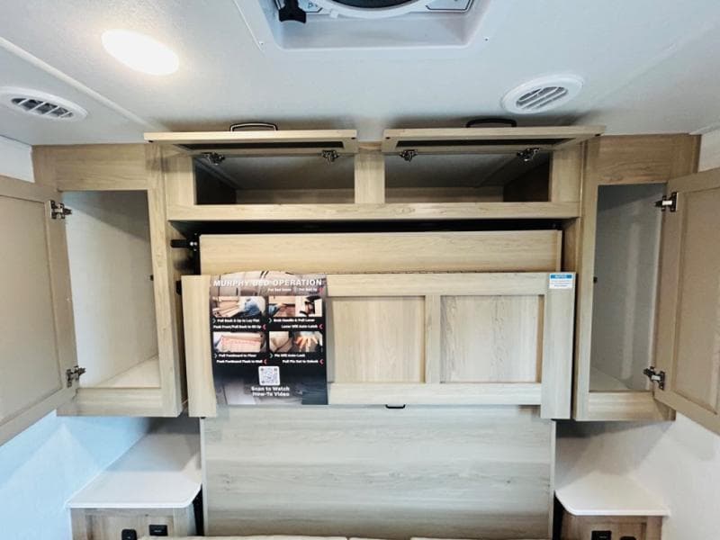 2024 Forest River 2024 Forest River Rockwood Signature - thumbnail 57