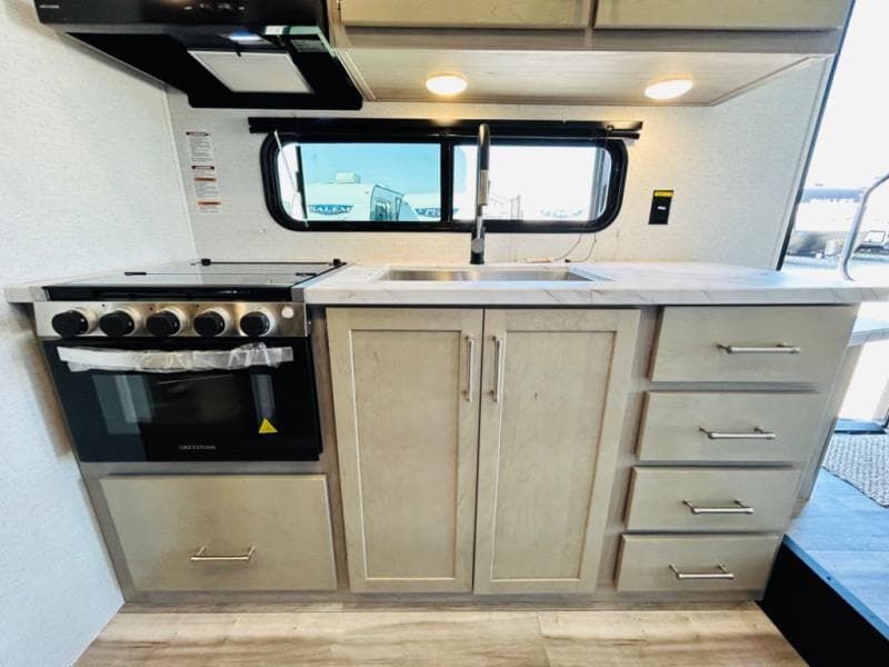 2025 Keystone RV 2025 Keystone RV Springdale Mini - thumbnail 34