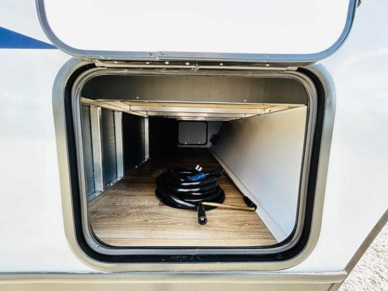 2024 Keystone RV 2024 Keystone RV Bullet Classic - thumbnail 16