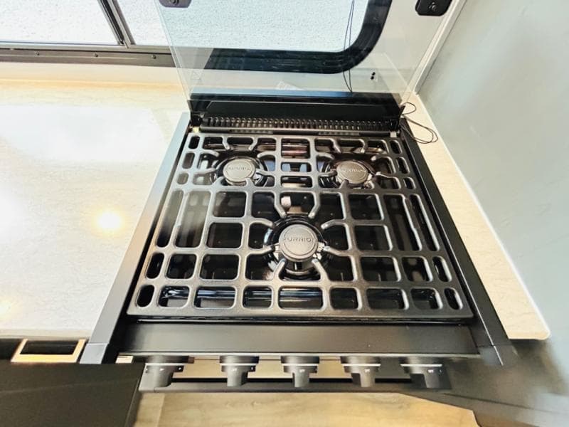 2024 Keystone RV 2024 Keystone RV Bullet Classic - thumbnail 37