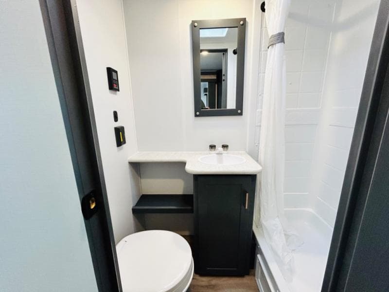 2024 Keystone RV 2024 Keystone RV Bullet Classic - thumbnail 59